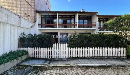 Casa em Condomínio à venda, 3 quartos, 1 suíte, 1 vaga, Alto - Teresópolis/RJ
