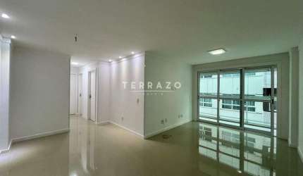 Apartamento à venda, 3 quartos, 1 suíte, 2 vagas, Várzea - Teresópolis/RJ
