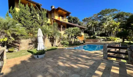 Casa em Condomínio à venda, 4 quartos, 4 suítes, 2 vagas, Albuquerque - Teresópolis/RJ