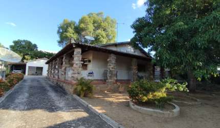 Casa ampla e aconchegante