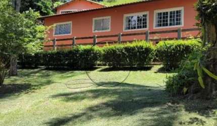 Sítio com lago e piscina à venda com escritura em Igaratá - Bonsucesso