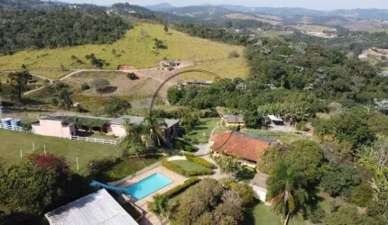 Fazenda à venda com cachoeira particular em Francisco Morato - 371.000m²