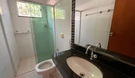 Casa no setor itaguai 2 em Caldas novas GO