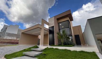 Casa térrea no Condomínio Cidade das flores