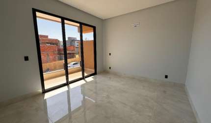 Sobrado Alto Padrão no Condomínio Cidade das flores