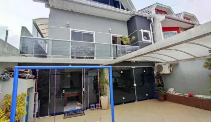 Triplex para Venda em Curitiba, Sitio Cercado, 3 dormitórios, 2 suítes, 3 banheiros, 2 vagas