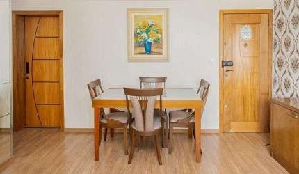 Apartamento para Venda em Curitiba, Água Verde, 3 dormitórios, 1 banheiro, 1 vaga