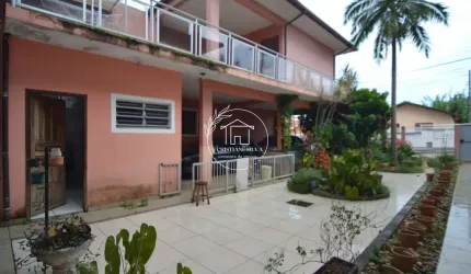 Casa à venda no bairro Areias - São José/SC