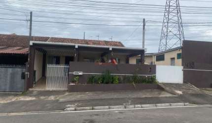 Casa com 3 quartos à venda na Rua Doutor Alceu da Silva Oliveira, Costeira, Araucária, 211 m2 por R$ 370.000