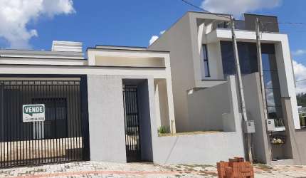 Linda casa,  a venda em Dois vizinhos Pr.