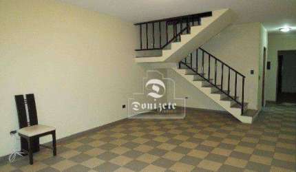 Sobrado com 3 dormitórios à venda, 325 m² por R$ 789.999,90 - Vila Camilópolis - Santo André/SP