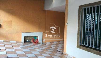Casa á venda na Vila Princípe de Gales com 2 moradias uma com 2 dormitórios e outra com 1 dormitório por R$ 539.999