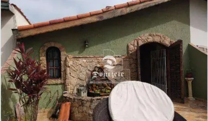 Sobrado com 3 dormitórios à venda, 245 m² por R$ 899.999,99 - Campestre - Santo André/SP
