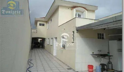 Sobrado com 4 dormitórios à venda, 295 m² por R$ 1.100.000,00 - Vila Scarpelli - Santo André/SP