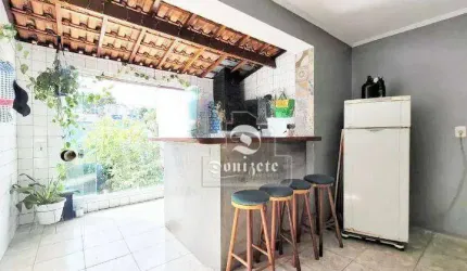 Casa com 3 dormitórios à venda, 263 m² por R$ 1.065.000,00 - Vila Bastos - Santo André/SP