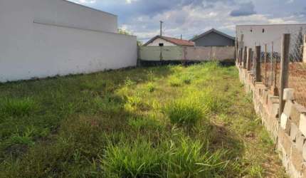 Terreno à venda no bairro Nova Saltinho
