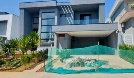 Imperdível: Casa de luxo em condomínio à venda em Campinas-SP, no Loteamento Parque dos Alecrins - 4 quartos, 4 suítes, 3 salas, 5 banheiros, 4 vagas de garagem e 351,50 m² de área.