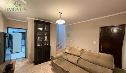 Sobrado de 3 Andares - 181m² - Excelente Localização