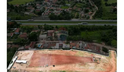Terreno Comercial à Venda – Localização Estratégica Próximo à Rodovia Fernão Dias