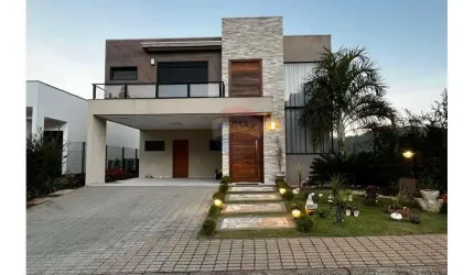 Casa a venda com 03 suítes, inteira automatizada, climatizada e com mobília, no Condomínio Campos do Condes - Bragança Paulista