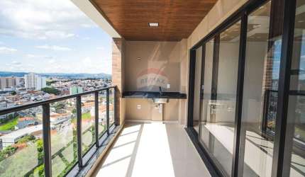 Apartamento Duplex à Venda no Centro de Bragança Paulista.