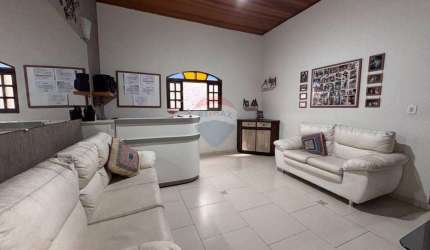 Casa á venda na Rua Barão de Juqueri no Centro de em Bragança Paulista/SP - Investimento Único!