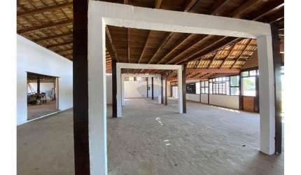 Espaço Comercial em frente a Rodovia Capitão Bardoino