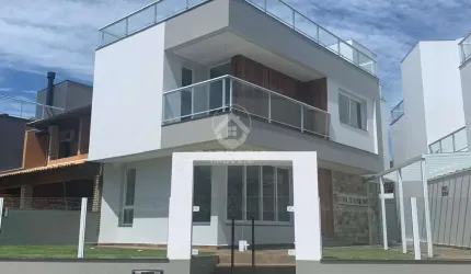 Casa para Venda em Garopaba, Morrinhos, 3 dormitórios, 1 suíte, 2 banheiros, 1 vaga