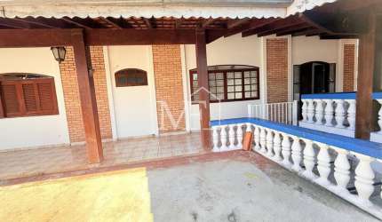 Casa para Locação em Cabreúva, Bairro Jacaré, 3 dormitórios, 1 suíte, 2 banheiros, 2 vagas