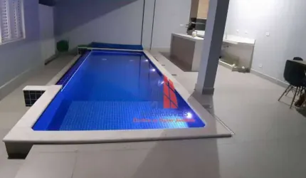 Casa com 3 dormitórios à venda, 180 m² por R$ 850.000,00 - Vila Frezzarim - Americana/SP