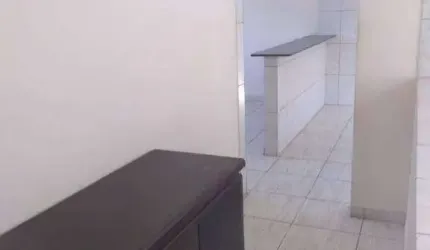 Sobreposta Alta com 2 dormitórios à venda por R$ 220.000 - Vila Margarida - São Vicente/SP
