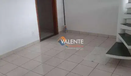 Sobrado com 2 dormitórios à venda, 77 m² por R$ 265.000,00 - Parque Bitaru - São Vicente/SP