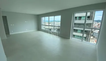 Apartamento novo no Edifício Solar di Capri