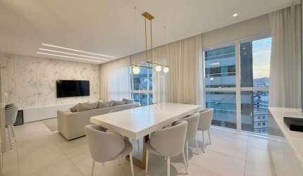 Apartamento Decorado no Edifício Solar Di Capri