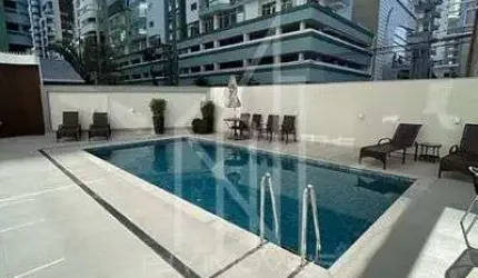 Cobertura plana no Edifício Cravo e Canela