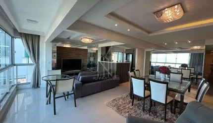 Apartamento frente mar no Edifício Albany