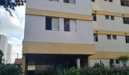 Apartamento á venda / 71m² / 2 dormitórios / 1 vaga
