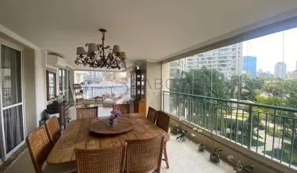 Apartamento em Brooklin - São Paulo, SP