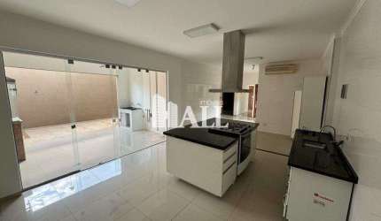Casa com 3 dorms, Parque Residencial J. Macedo, São José do Rio Preto - R$ 590 mil, Cod: 13019