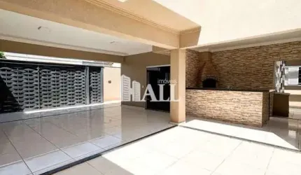 Casa com 3 quartos, Regissol, Mirassol.