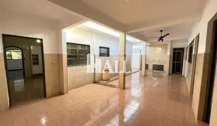 Casa com 3 quartos, Jardim Europa.