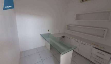 Sala Comercial de 25 m² em Localização Premium com Infraestrutura Completa