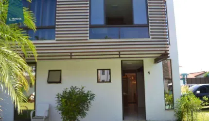 Casa Duplex,  92m², no Porto das Dunas, próximo da praia