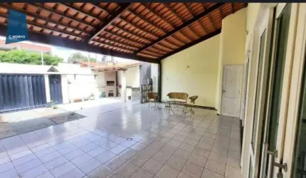 Casa com 4 dormitórios à venda, 184 m² por R$ 700.000,00 - Lago Jacarey - Fortaleza/CE