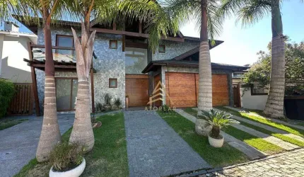Casa com 4 suítes sendo 1 master à venda, 400 m² por R$ 7.800.000 - Estados - Balneário Camboriú/SC