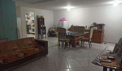 Casa com 3 quartos à venda na Maestro Silva Novo, 60, Tauape, Fortaleza por R$ 950.000