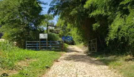 Terreno em condomínio fechado à venda na Estrada União e Indústria, 22180, Pedro do Rio, Petrópolis por R$ 540.000