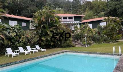 Casa com 7 quartos à venda na Professor Stroeller, 1327, Quarteirão Brasileiro, Petrópolis por R$ 2.900.000