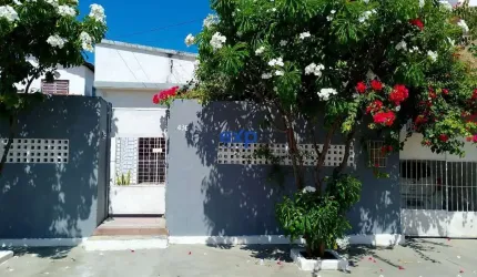 Casa com 3 quartos para alugar na Coronel João Ribeiro, 436, Bairro Novo, Olinda por R$ 4.000