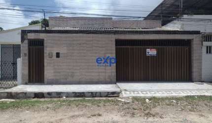Casa com 4 quartos à venda na Tenente Guimarães, 72, Campo Grande, Recife por R$ 550.000